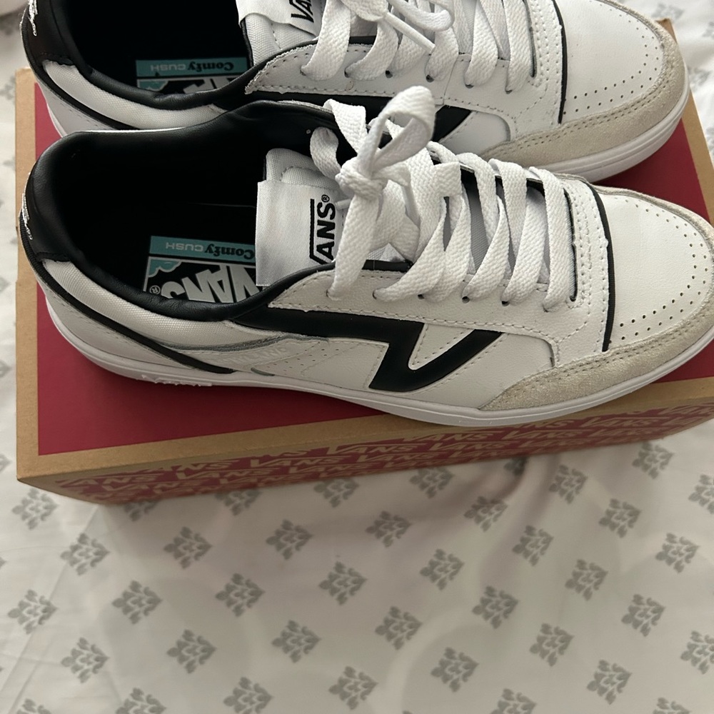 Vans Like New , With Box. I Used Just Once - image 1